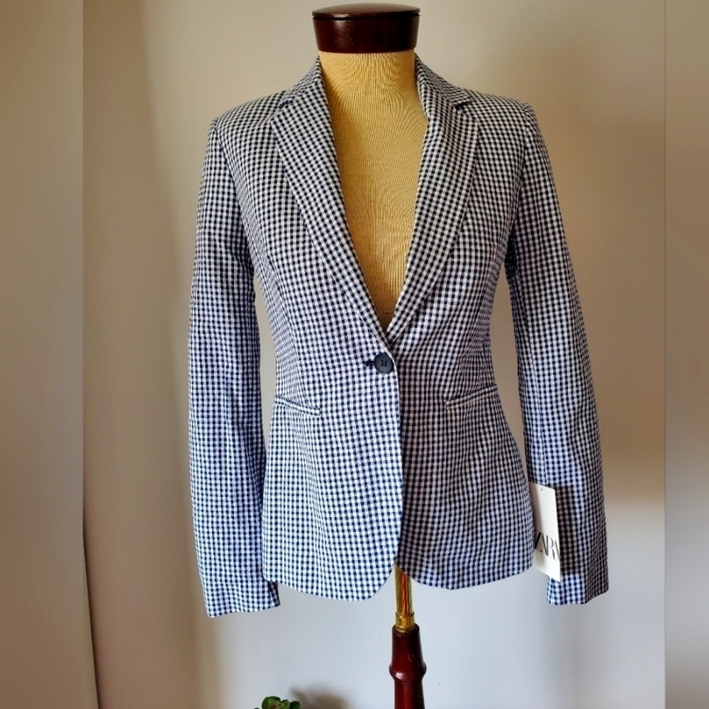 ZARA NWT blue and white checked blazer size  2